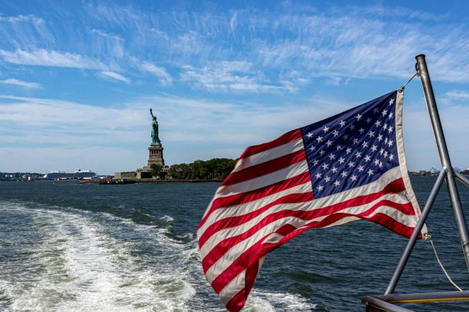 Alice Ephgrave (1882-1945): Silk winder, servant, unmarried mother; emigrated to the&nbsp;USA